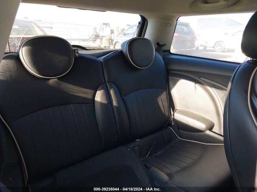 2007 Mini Cooper S VIN: WMWMF73547TT80787 Lot: 39235044