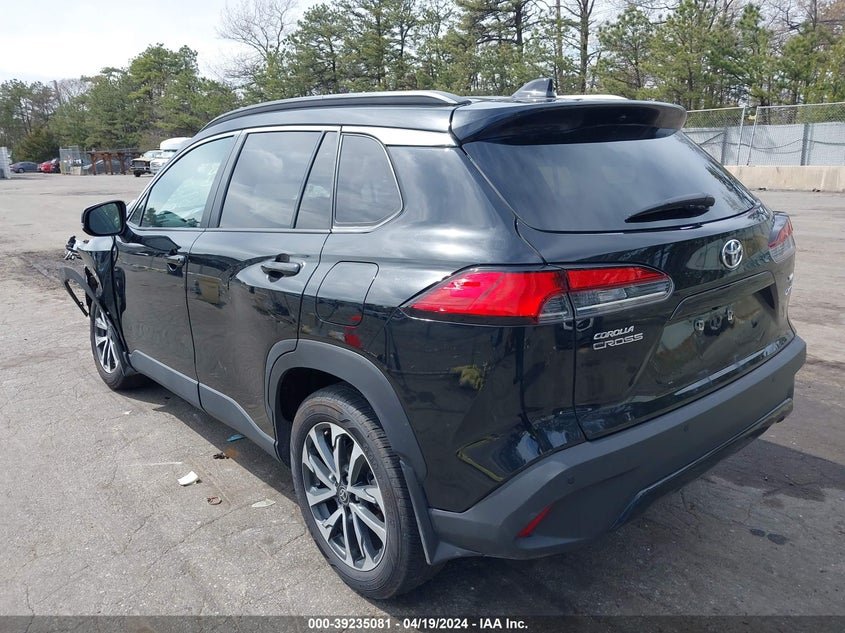 2023 Toyota Corolla Cross Xle VIN: 7MUDAABG8PV052049 Lot: 39235081