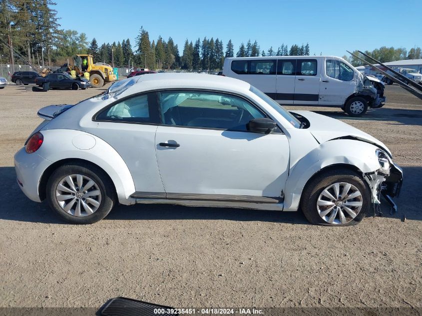 2018 Volkswagen Beetle 2.0T Coast/2.0T S VIN: 3VWFD7AT8JM709402 Lot: 11988323