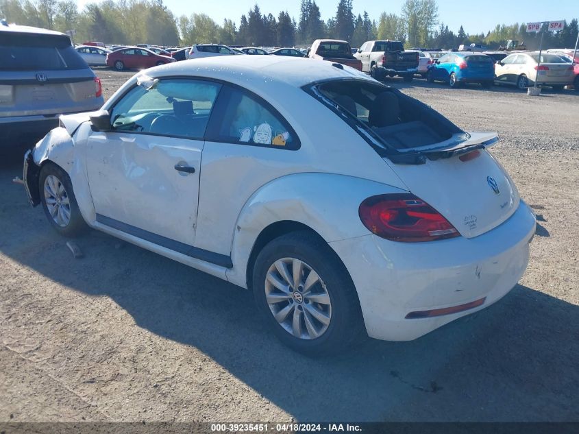 2018 Volkswagen Beetle 2.0T Coast/2.0T S VIN: 3VWFD7AT8JM709402 Lot: 11988323