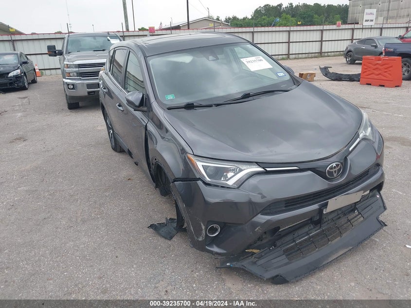 TOYOTA RAV4 XLE 2018