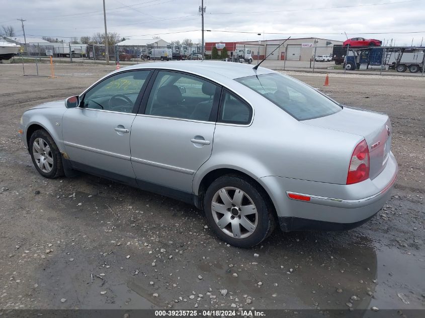 2002 Volkswagen Passat Glx VIN: WVWRH63B52P035000 Lot: 39235725