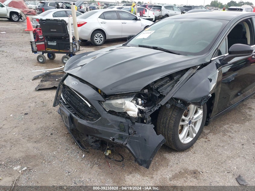 VIN 3FA6P0H71JR176358 2018 FORD FUSION SE