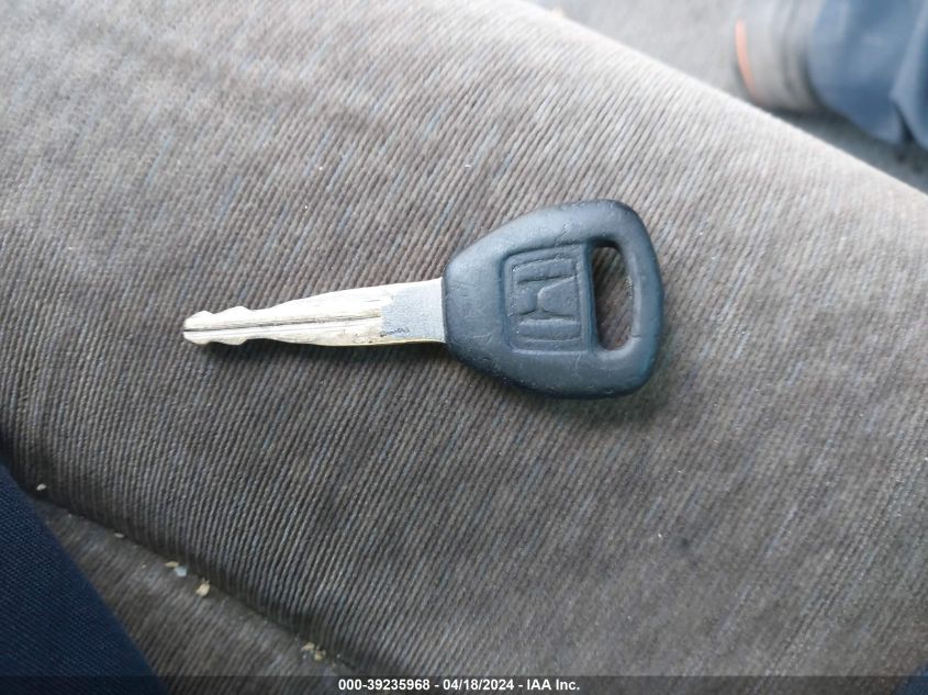 1999 Honda Odyssey Lx VIN: 2HKRL1852XH502350 Lot: 39235968