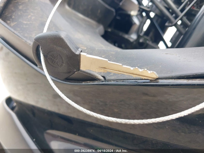 2023 YAMAHA YZFR3 A MH3RH18Y1PK013081