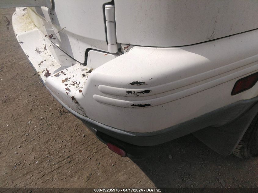 2000 Honda Cr-V Special Edition VIN: JHLRD1879YS022634 Lot: 39235976