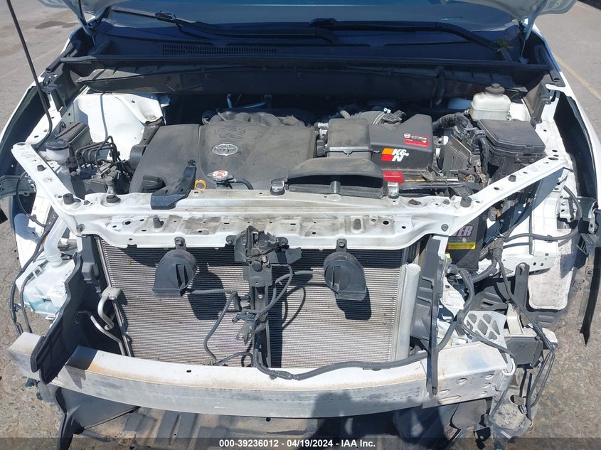 2019 TOYOTA HIGHLANDER VIN: 5TDJZRFH0KS919959