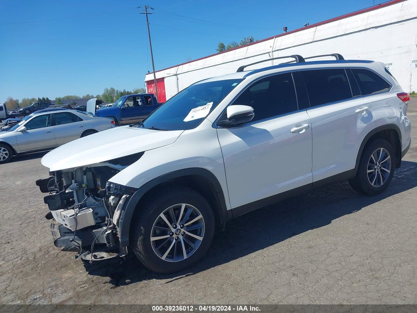 2019 TOYOTA HIGHLANDER VIN: 5TDJZRFH0KS919959
