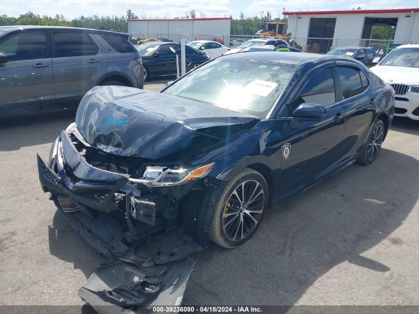 4T1B11HK3KU682882 2019 Toyota Camry Se