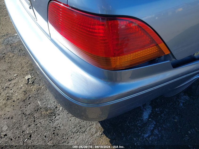 1998 Acura Rl 3.5 VIN: JH4KA9652WC800043 Lot: 39236116