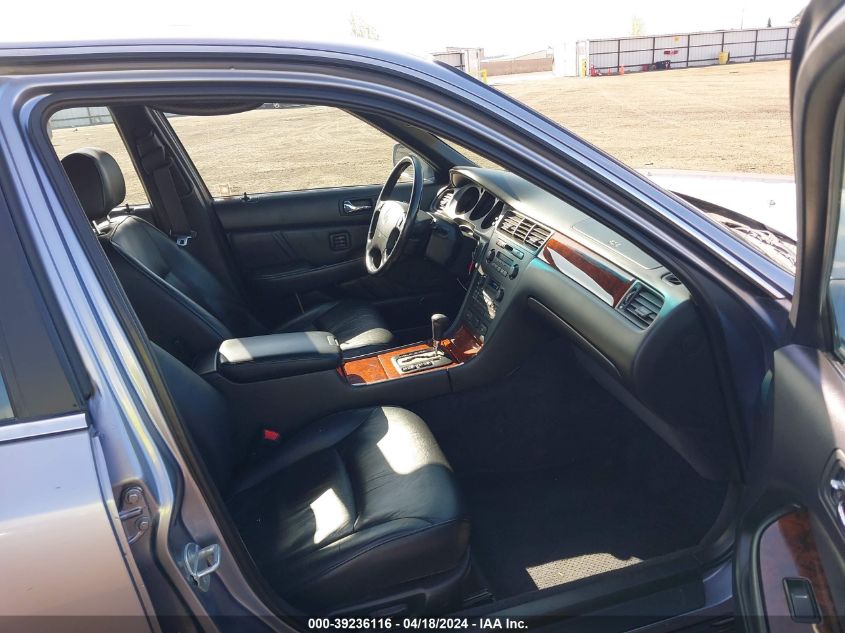 1998 Acura Rl 3.5 VIN: JH4KA9652WC800043 Lot: 39236116