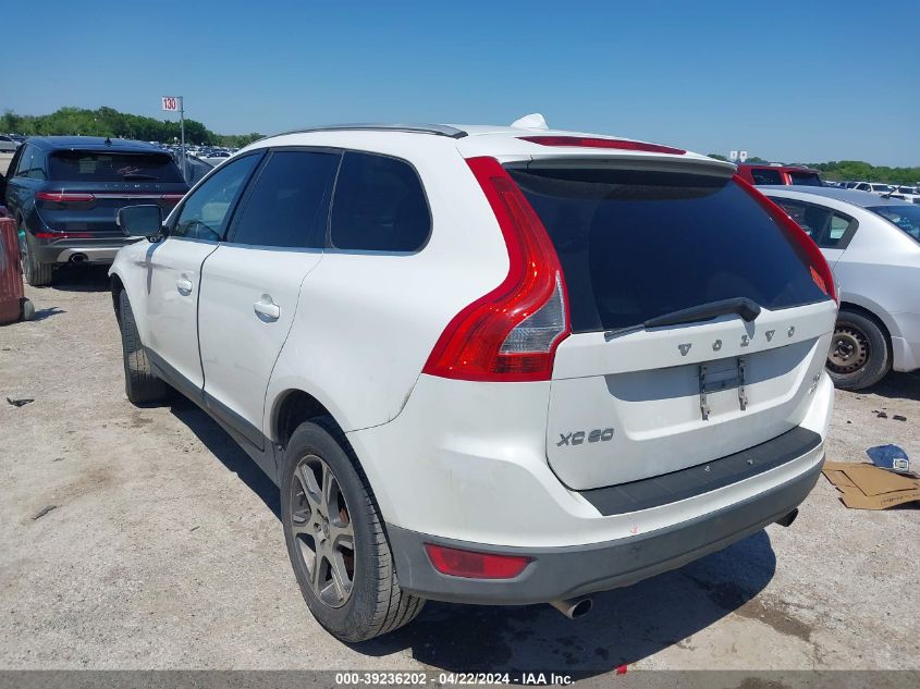 YV4902DZXB2147796 2011 Volvo Xc60 T6/T6 R-Design