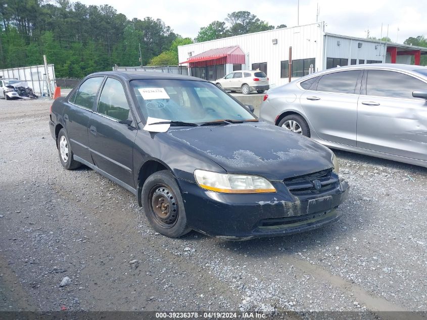 2000 Honda Accord 2.3 Dx VIN: JHMCF8644YC000077 Lot: 39236378