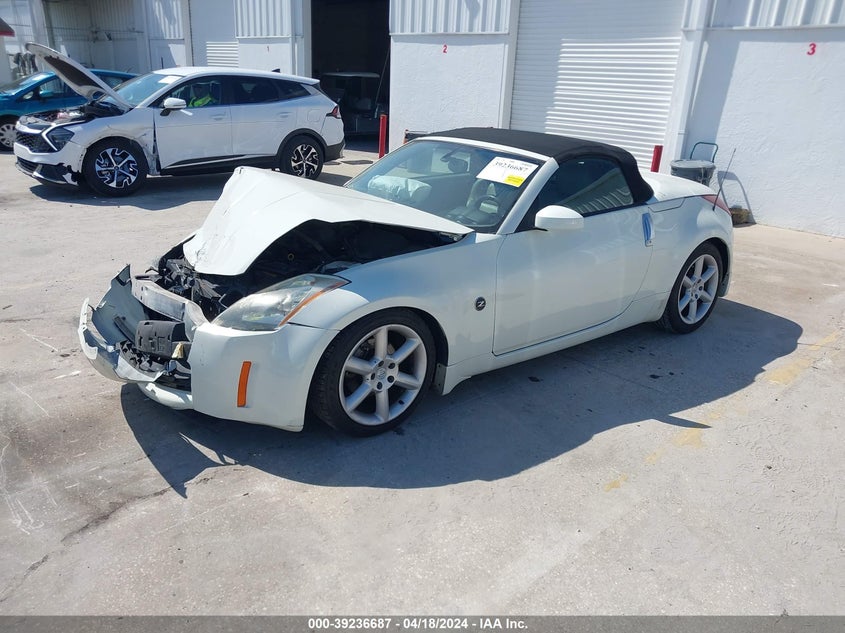 2004 Nissan 350Z Touring VIN: JN1AZ36A14T010233 Lot: 39236687