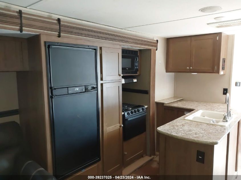 2017 Keystone Aspen Trail 3150Reds VIN: 4YDT31528H8921865 Lot: 39237025