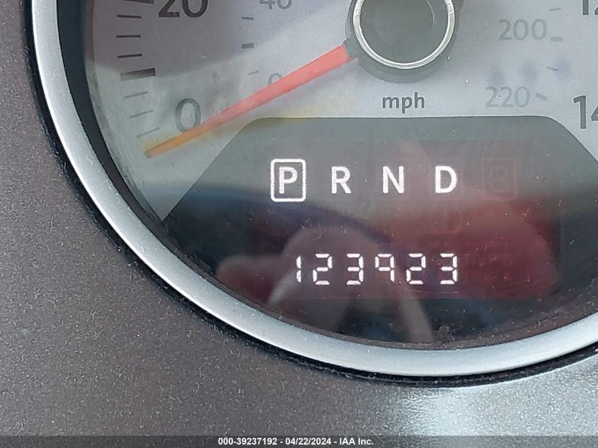 2010 Volkswagen Routan Se VIN: 2V4RW3D12AR199348 Lot: 39237192