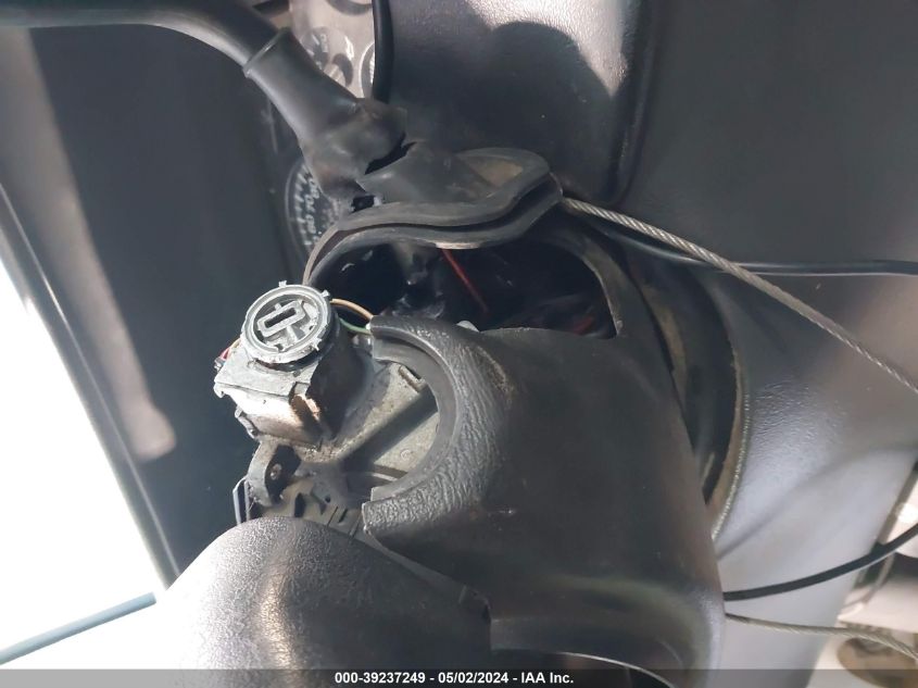 2005 Chevrolet Silverado 3500 VIN: 1GBJC33285F899614 Lot: 39237249