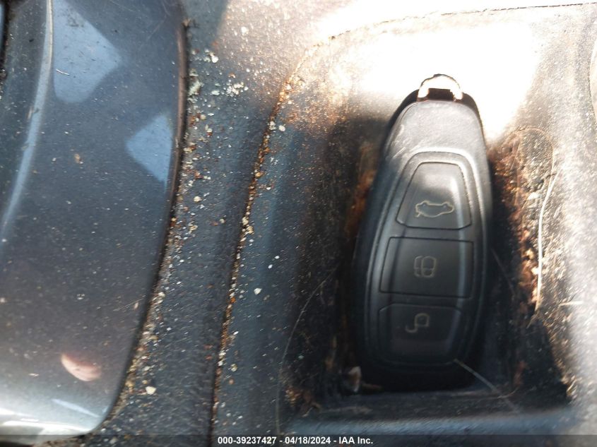 2012 Ford Focus Titanium VIN: 1FAHP3N28CL213670 Lot: 39237427