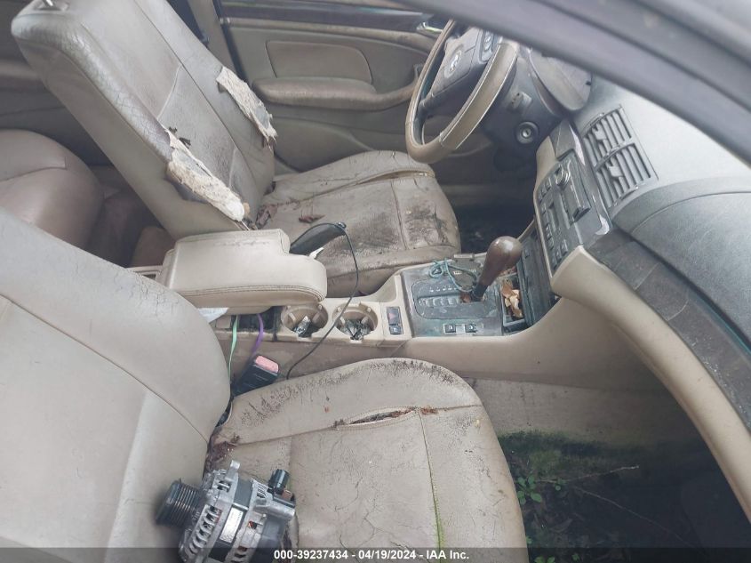 1999 BMW 323I VIN: WBAAM3335XFP57352 Lot: 39220297