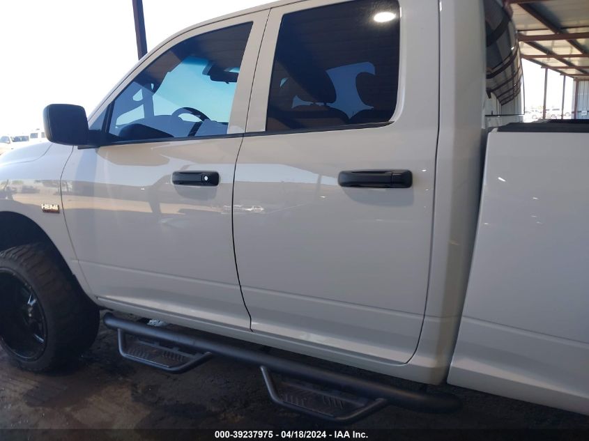 2017 Ram 1500 Express Quad Cab 4X4 6'4 Box VIN: 1C6RR7FT3HS692172 Lot: 39237975