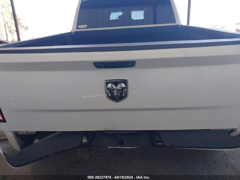 2017 Ram 1500 Express Quad Cab 4X4 6'4 Box VIN: 1C6RR7FT3HS692172 Lot: 39237975