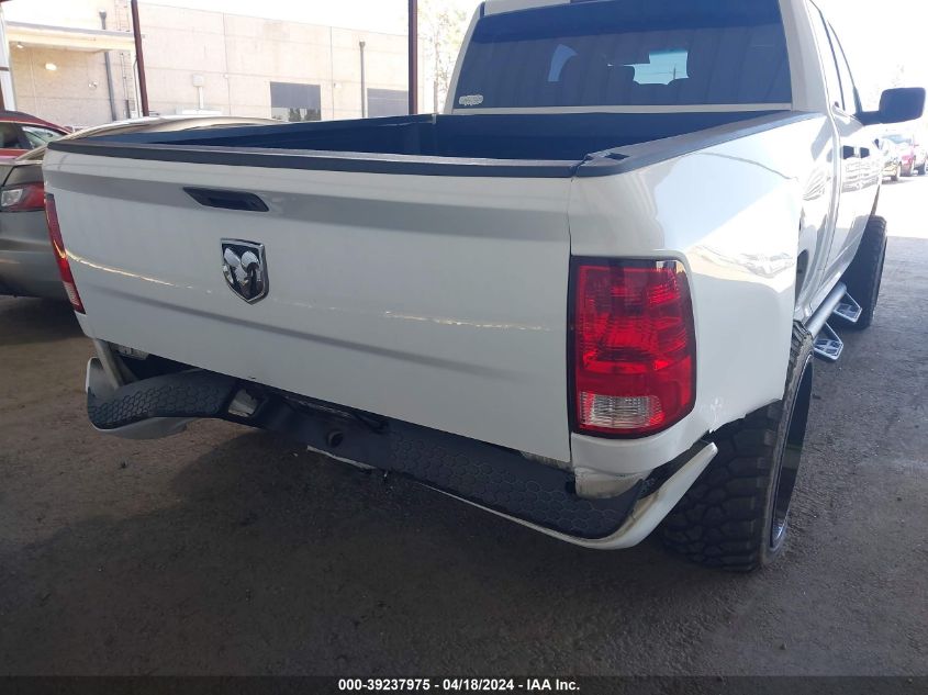 2017 Ram 1500 Express Quad Cab 4X4 6'4 Box VIN: 1C6RR7FT3HS692172 Lot: 39237975