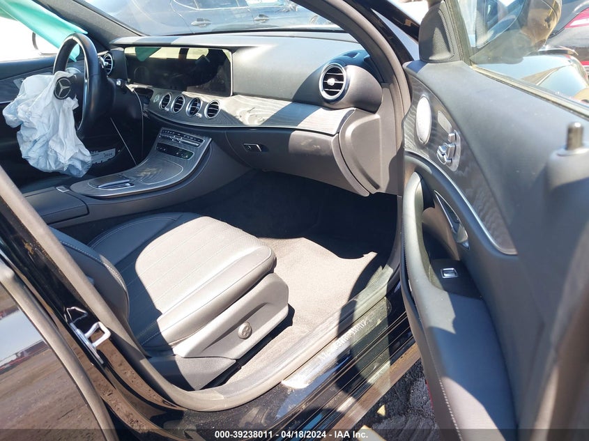 2021 MERCEDES-BENZ E 350 VIN: W1KZF8DB5MA934340