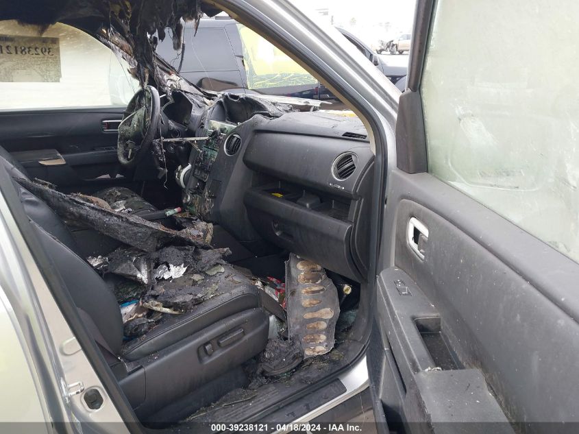 2010 Honda Pilot Touring VIN: 5FNYF3H98AB005133 Lot: 39238121