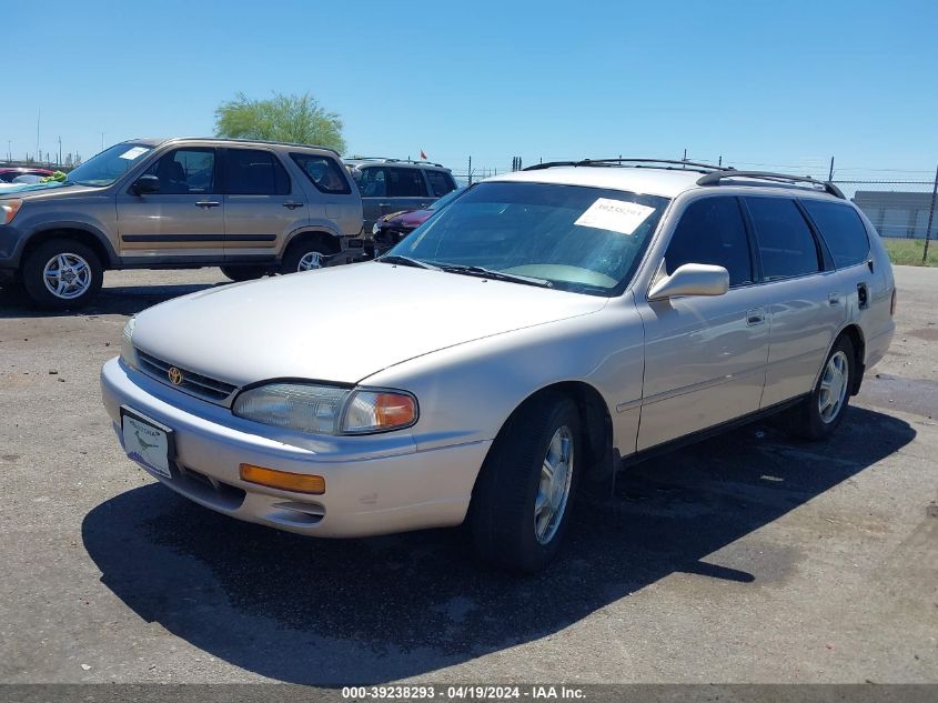 1996 Toyota Camry Le VIN: 4T1EF12K2TU129598 Lot: 39238293