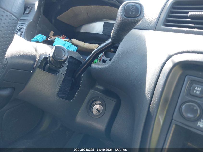 2000 Honda Cr-V Lx VIN: JHLRD2847YC017437 Lot: 39238395