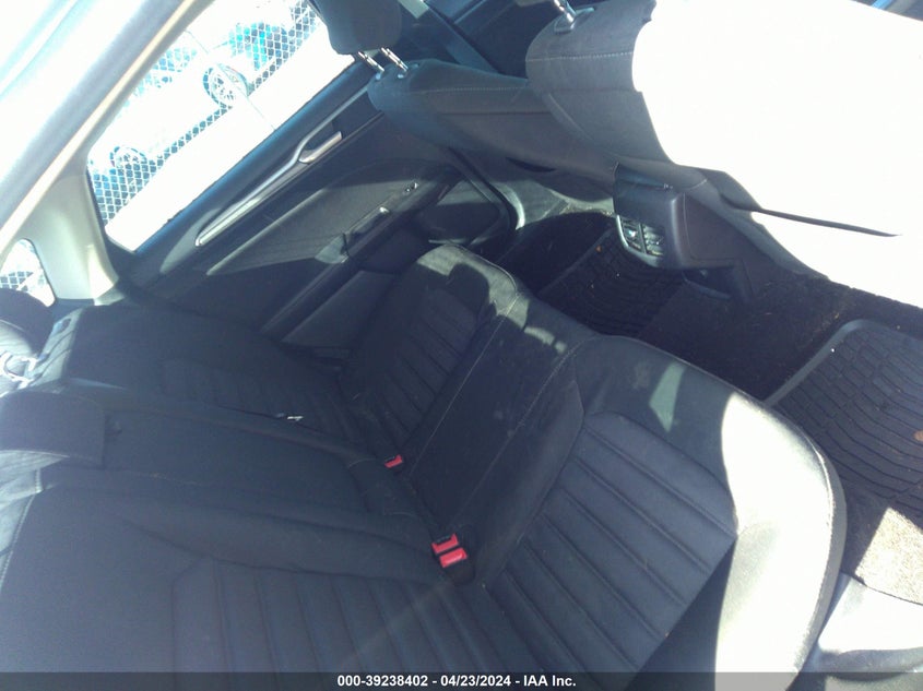 VIN 3FA6P0LU9HR385306 2017 FORD FUSION HYBRID SE