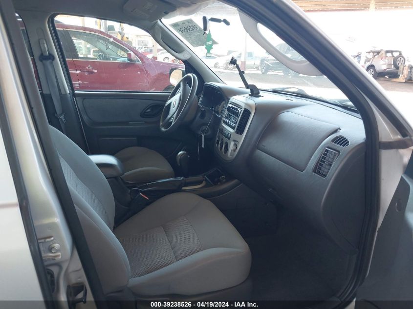 2006 Ford Escape Hybrid VIN: 1FMCU96H26KC02155 Lot: 39238526