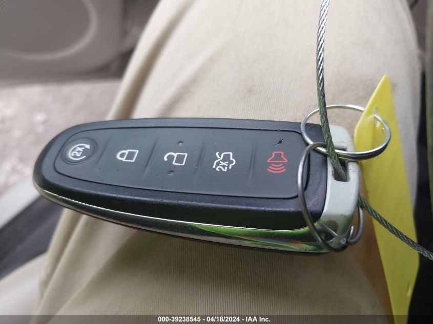 2017 Ford Escape Titanium VIN: 1FMCU0JD9HUC08574 Lot: 39238545