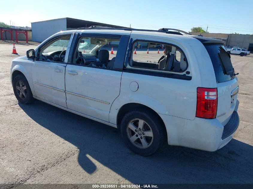 2010 Dodge Grand Caravan Sxt VIN: 2D4RN5D1XAR121606 Lot: 39238551