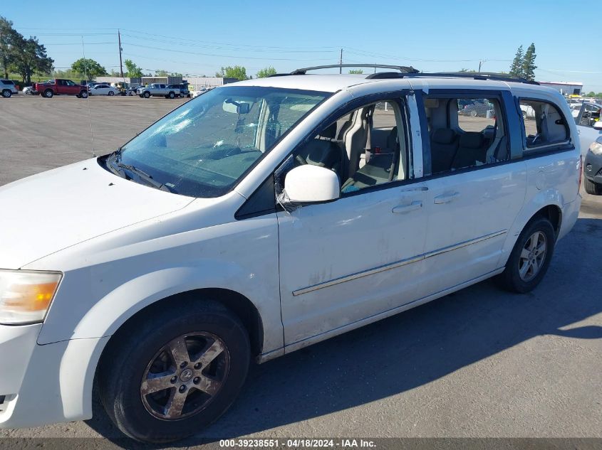 2010 Dodge Grand Caravan Sxt VIN: 2D4RN5D1XAR121606 Lot: 39238551