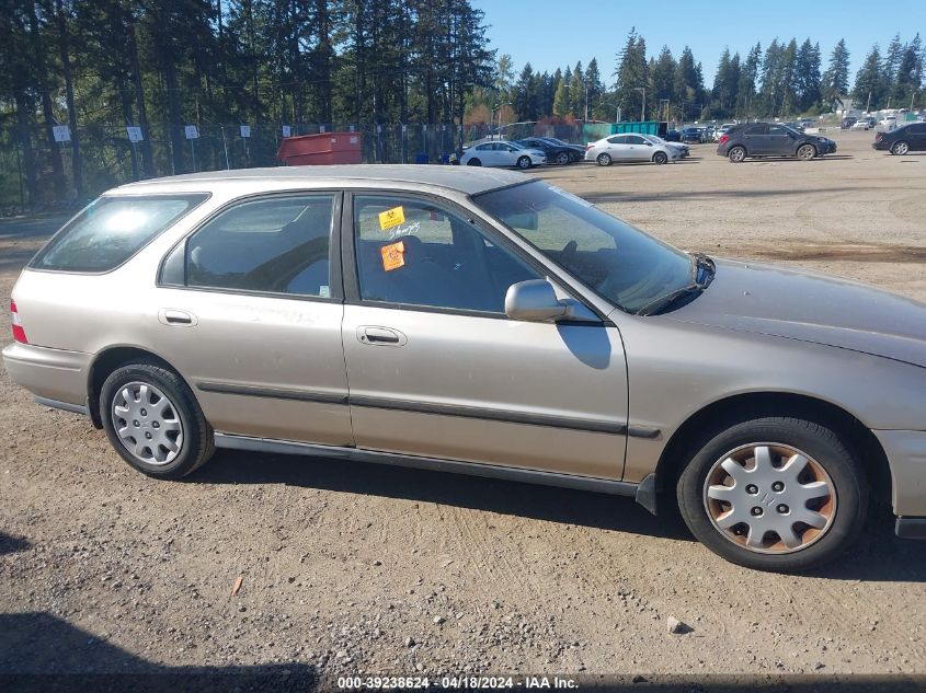 1995 Honda Accord Lx VIN: 1HGCE1827SA007620 Lot: 39238624