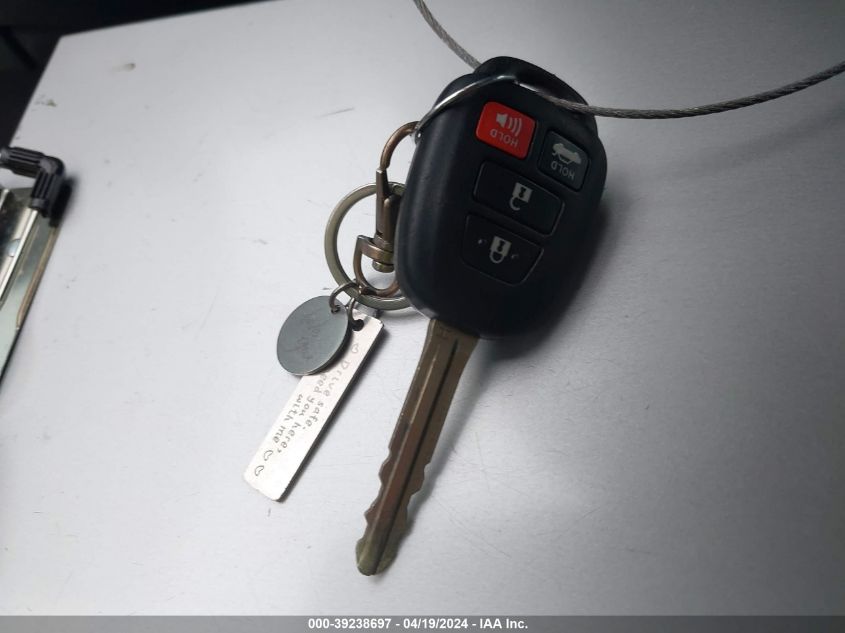 2016 Toyota Corolla Le VIN: 5YFBURHE0GP548713 Lot: 39238697