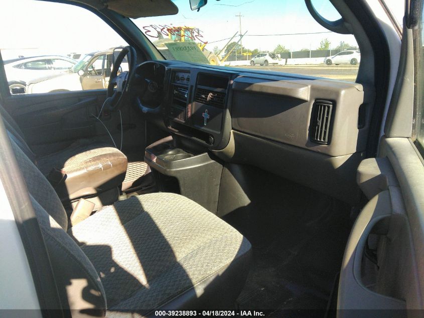 2004 GMC Savana Standard VIN: 1GTHG35U741186678 Lot: 39238893