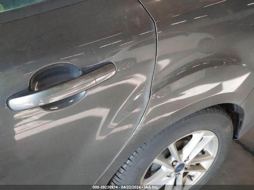 2016 Ford Focus Se VIN: 1FADP3F25GL282464 Lot: 39238914