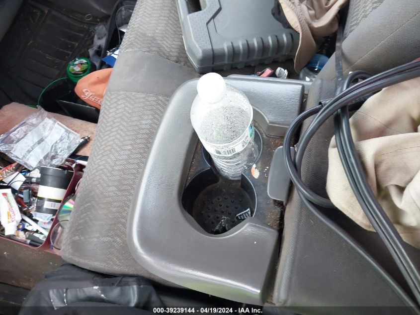 2002 Ford F-150 Xl/Xlt VIN: 1FTRF07212KC74909 Lot: 39239144