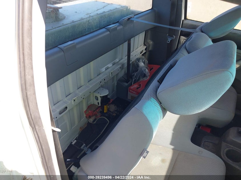 2014 TOYOTA TACOMA - 5TFNX4CNXEX037040