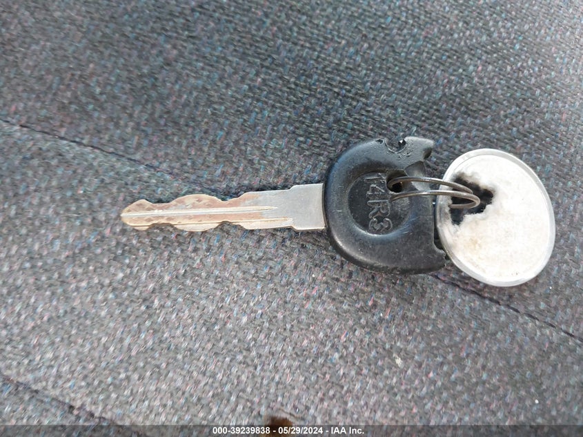 2002 Chevrolet Express VIN: 1GCHG39R021180191 Lot: 39239838