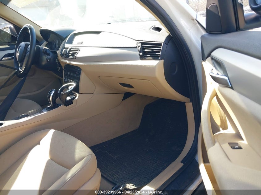 2014 BMW X1 xDrive28I VIN: WBAVL1C51EVY13008 Lot: 39239966