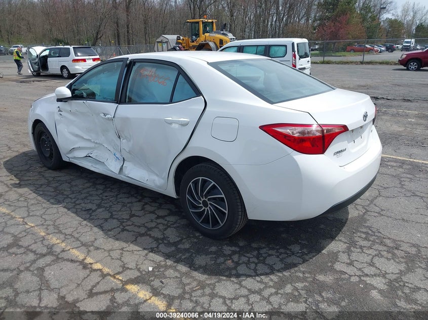 VIN 2T1BURHE3JC068799 2018 TOYOTA COROLLA LE