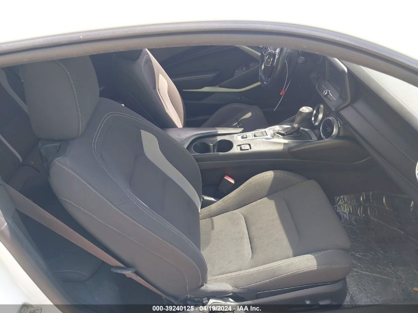 2017 Chevrolet Camaro 1Lt VIN: 1G1FB1RX5H0141290 Lot: 39240125