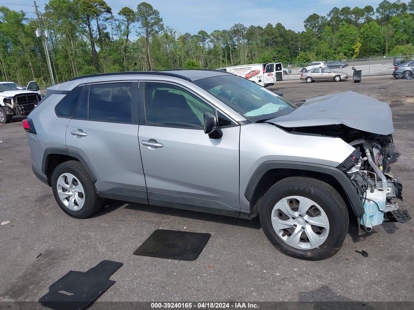 VIN JTMH1RFV6KD004119 2019 TOYOTA RAV4 LE
