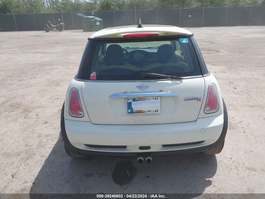 2005 Mini Cooper S VIN: WMWRE33455TG95283 Lot: 39240602