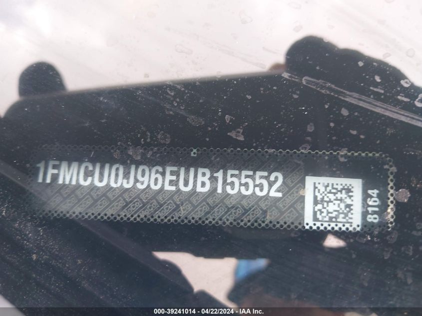 1FMCU0J96EUB15552 2014 Ford Escape Titanium