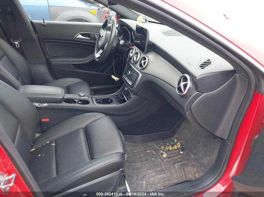 2019 MERCEDES-BENZ CLA 250 VIN: WDDSJ4GB0KN757934