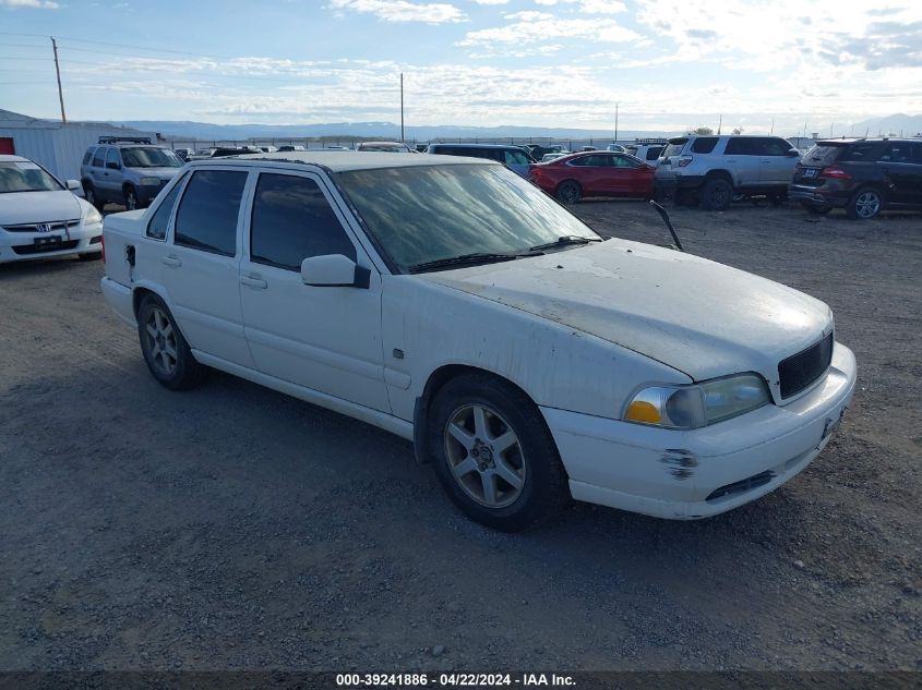 1999 Volvo S70 VIN: YV1LS55A1X1584087 Lot: 39241886